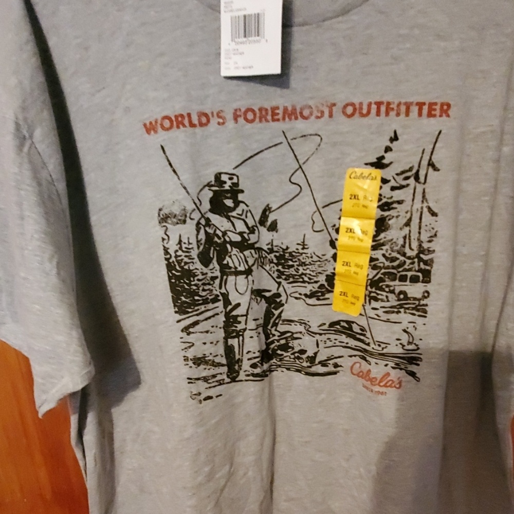 NWT. Men's Cabelas Tshirt